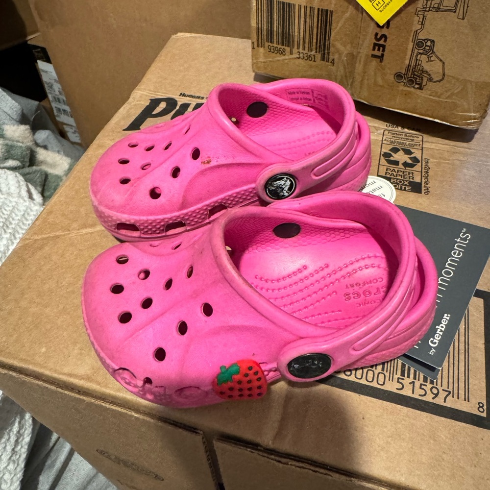 Toddler girl crocs
